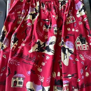 Kitschy witch brand 50’s skirt. Headless horseman design